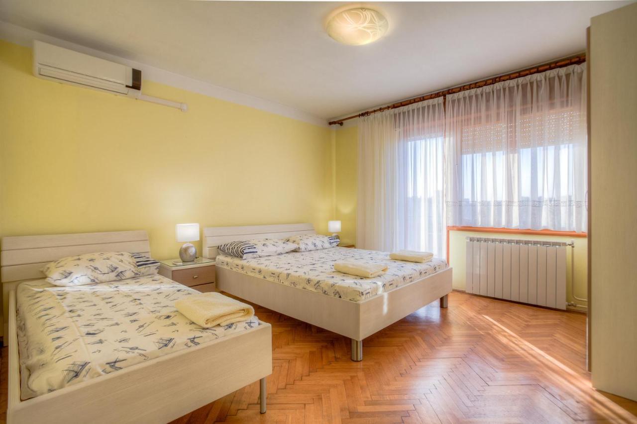 Diconi Apartment Пула Екстериор снимка